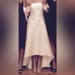 Sachin and Babi white high low off the shoulder bow dress. size 2